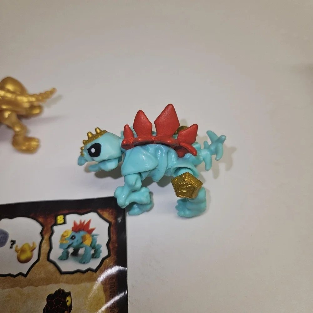 Treasure X Dino Gold Mini Dinos Lot of 4 Map Chompasaur Spiker Collectible Figur